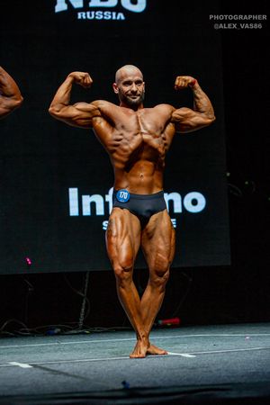 CLASSIC PHYSIQUE НОВИЧКИ